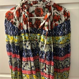 Alice and Olivia XS blouse, perfect condition.